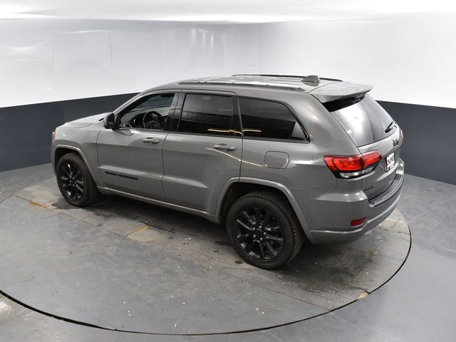 Vehicle image 21 of 48