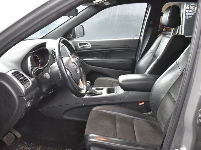 Vehicle image 34 of 48