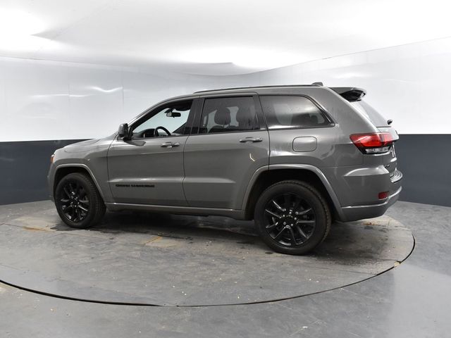 Vehicle image 18 of 48