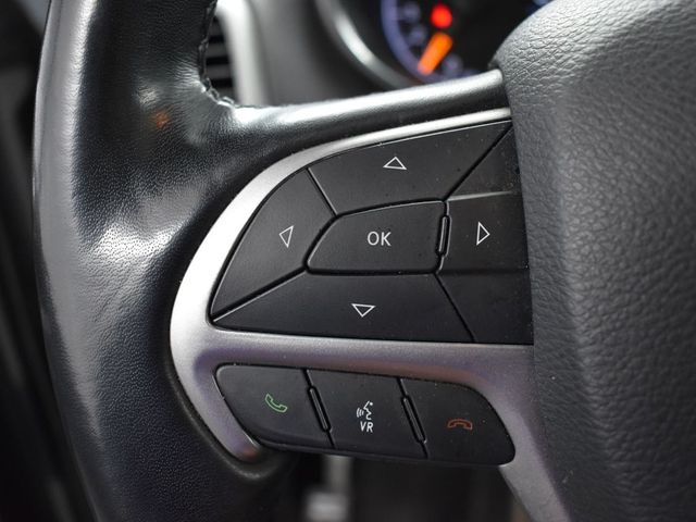 Vehicle image 41 of 48