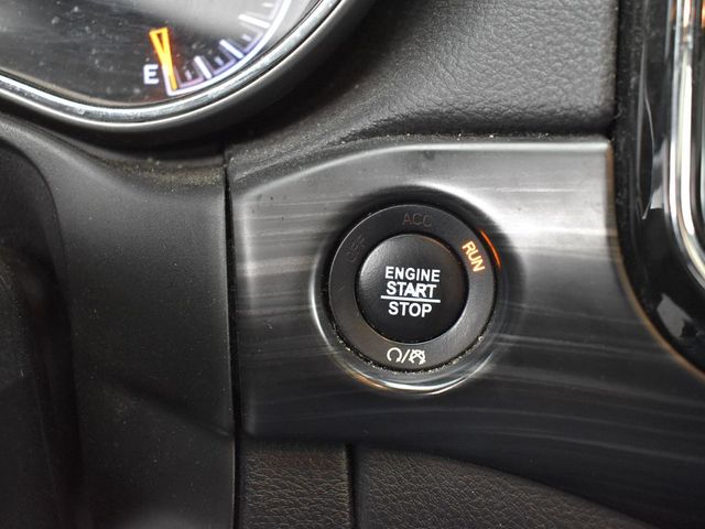 Vehicle image 39 of 48
