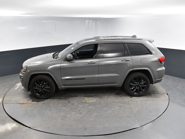 Vehicle image 22 of 48