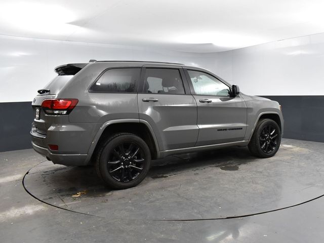 Vehicle image 13 of 48