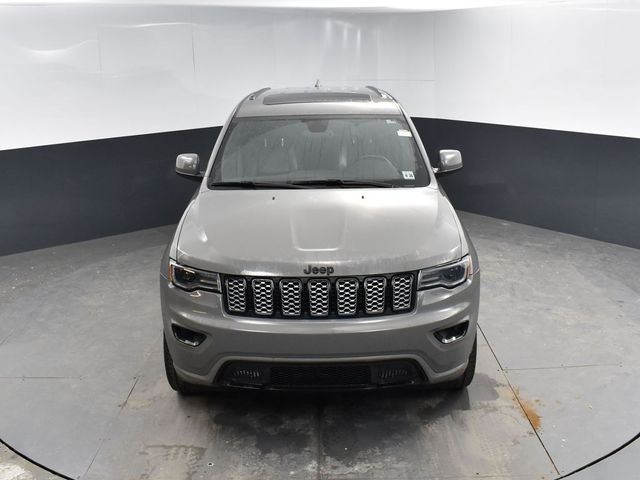 Vehicle image 5 of 48