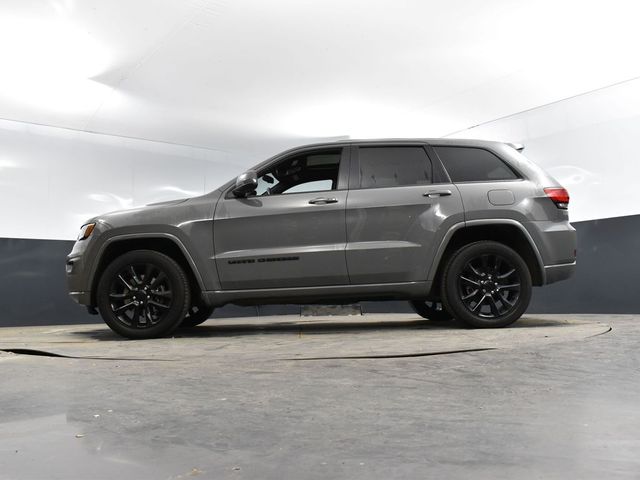 Vehicle image 23 of 48