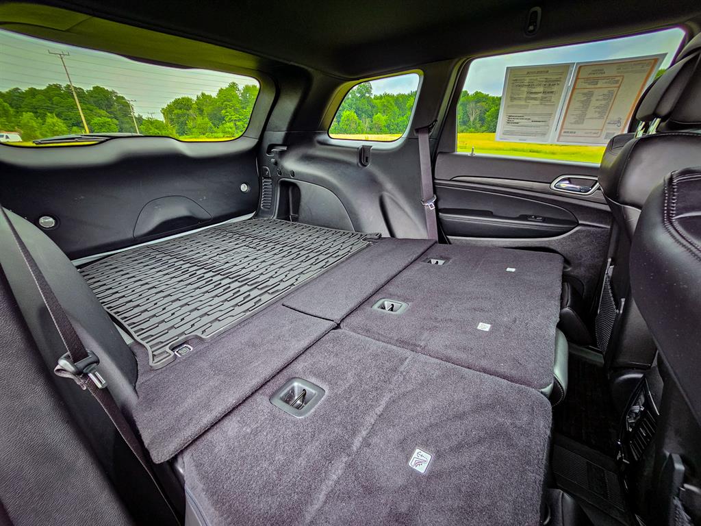 Vehicle image 41 of 45