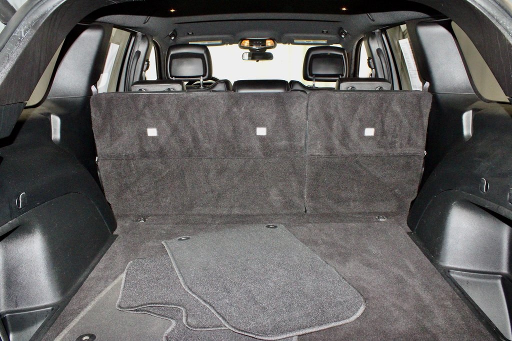 Vehicle image 15 of 35