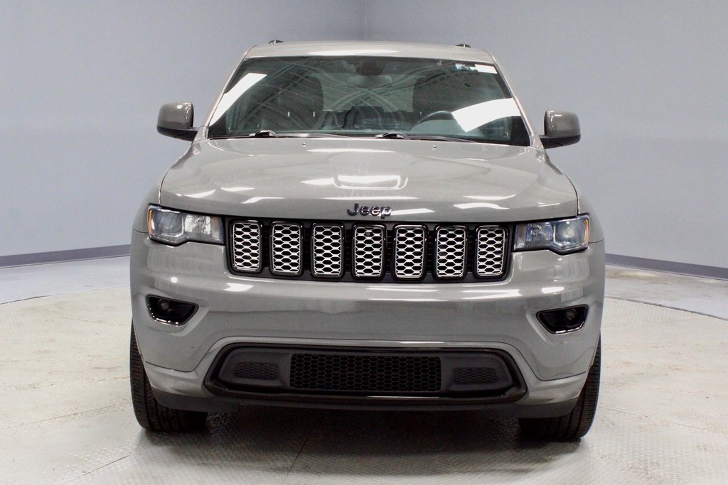 Vehicle image 2 of 35