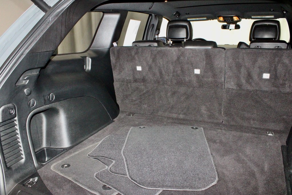 Vehicle image 14 of 35