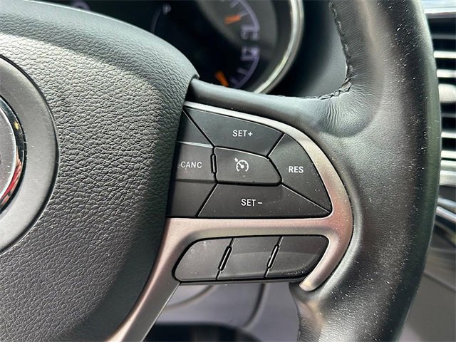 Vehicle image 25 of 25