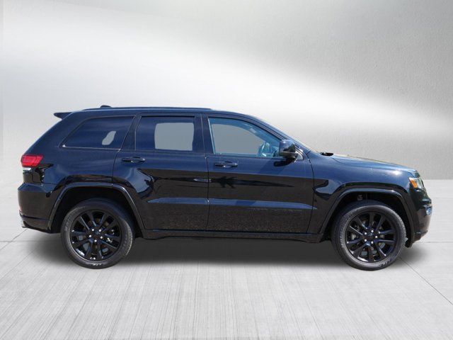 Vehicle image 4 of 38