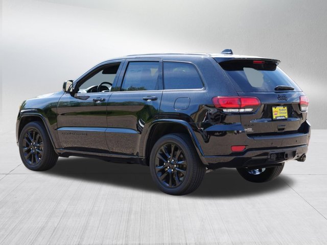 Vehicle image 7 of 38