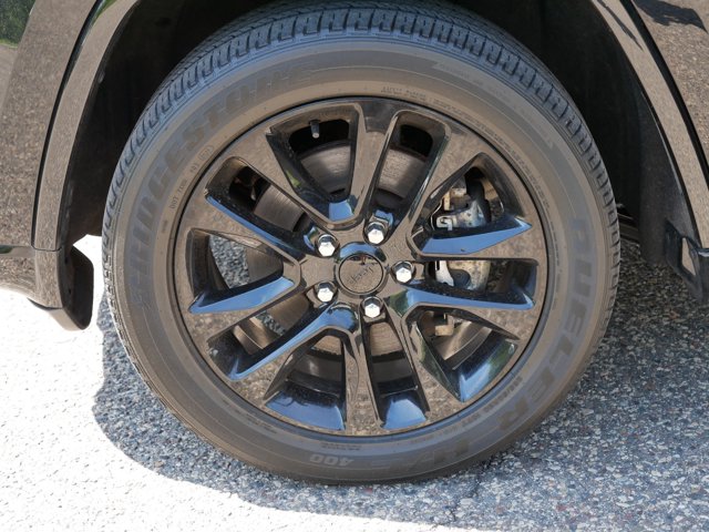 Vehicle image 15 of 38