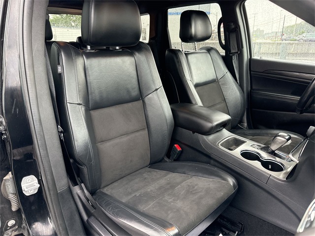 Vehicle image 25 of 26