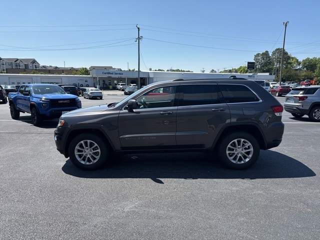 Vehicle image 8 of 16