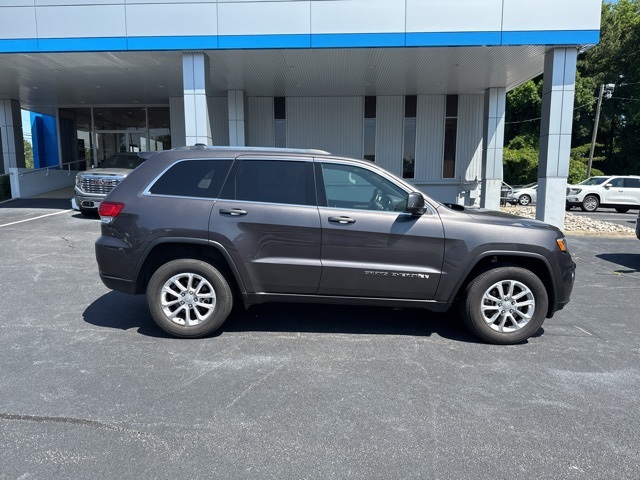 Vehicle image 4 of 16