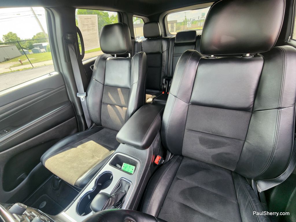 Vehicle image 21 of 44