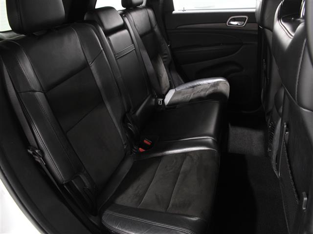 Vehicle image 21 of 25