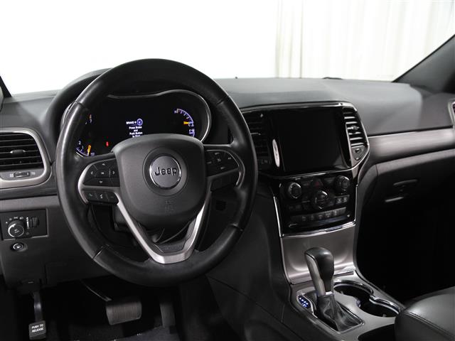 Vehicle image 7 of 25