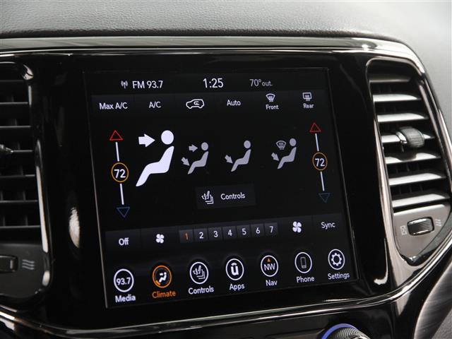 Vehicle image 12 of 25