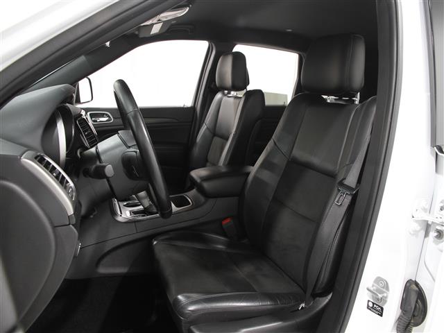 Vehicle image 6 of 25