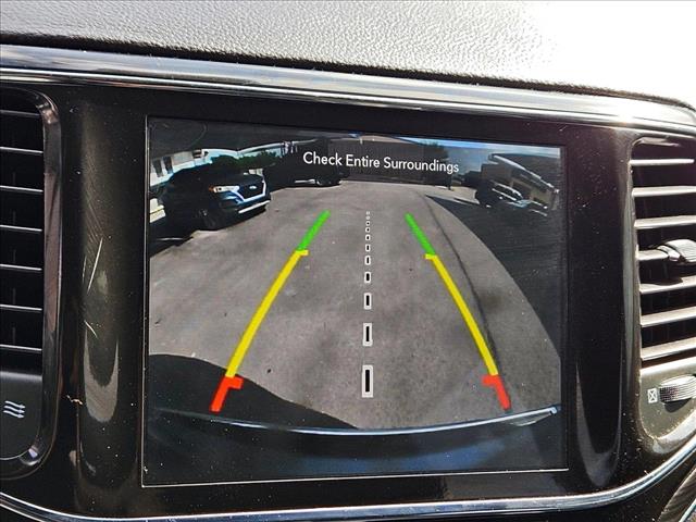 Vehicle image 16 of 20
