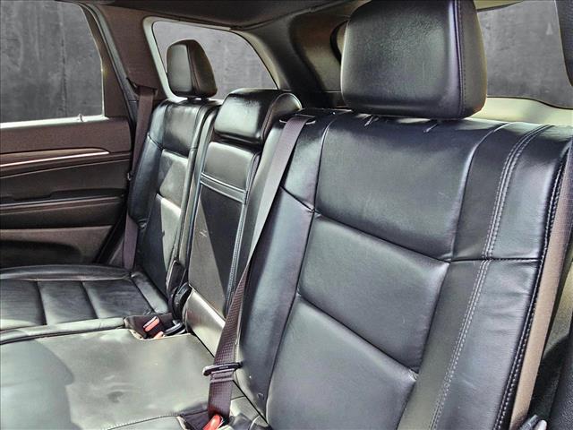 Vehicle image 8 of 20
