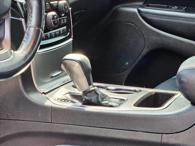 Vehicle image 17 of 20