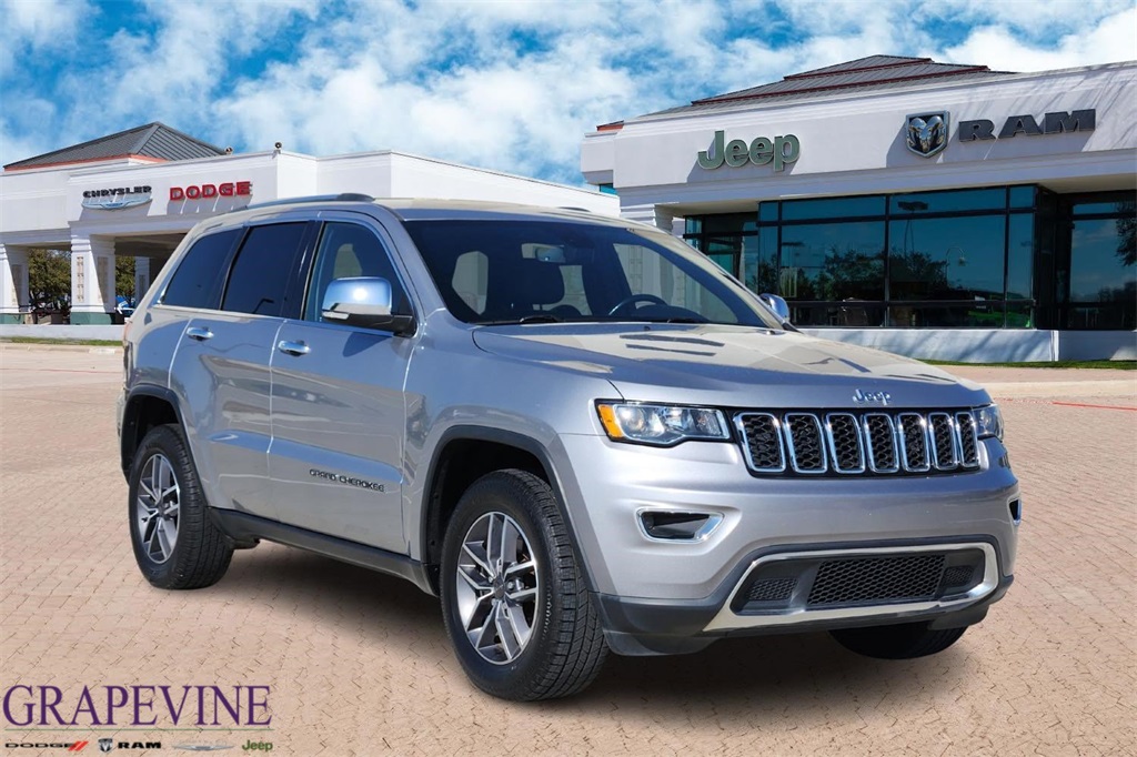 Vehicle image 3 of 33