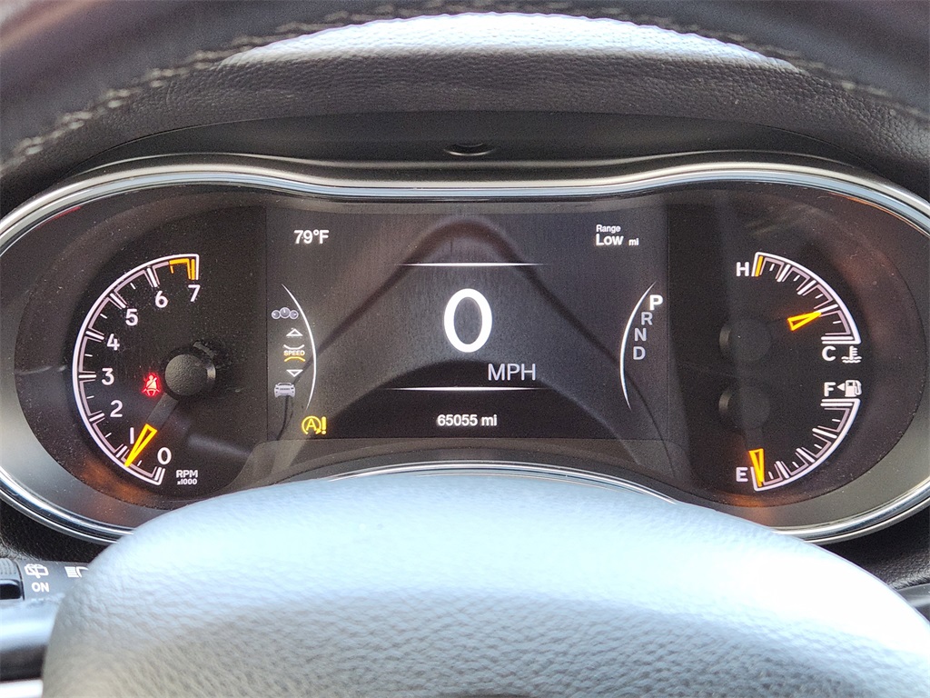 Vehicle image 9 of 33