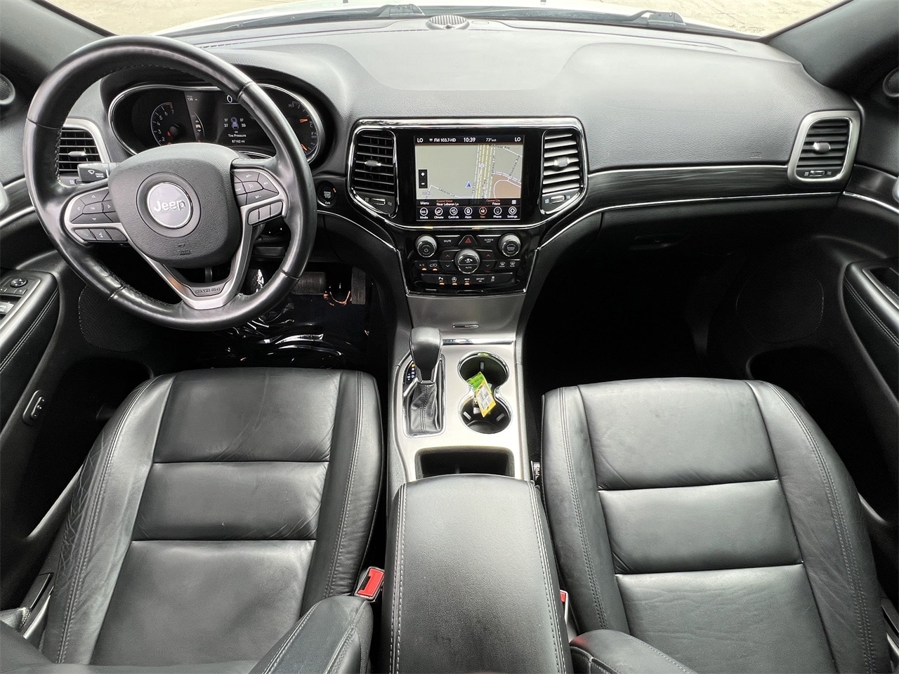 Vehicle image 8 of 26