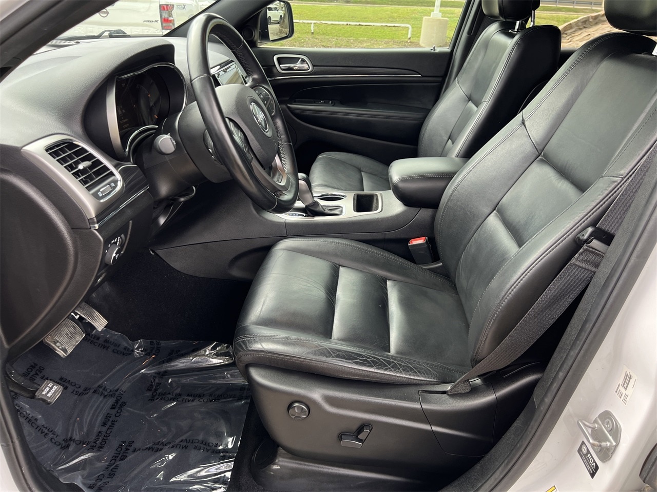 Vehicle image 20 of 26