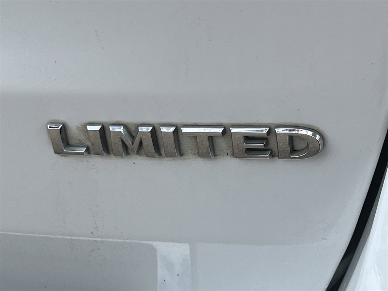 Vehicle image 6 of 26