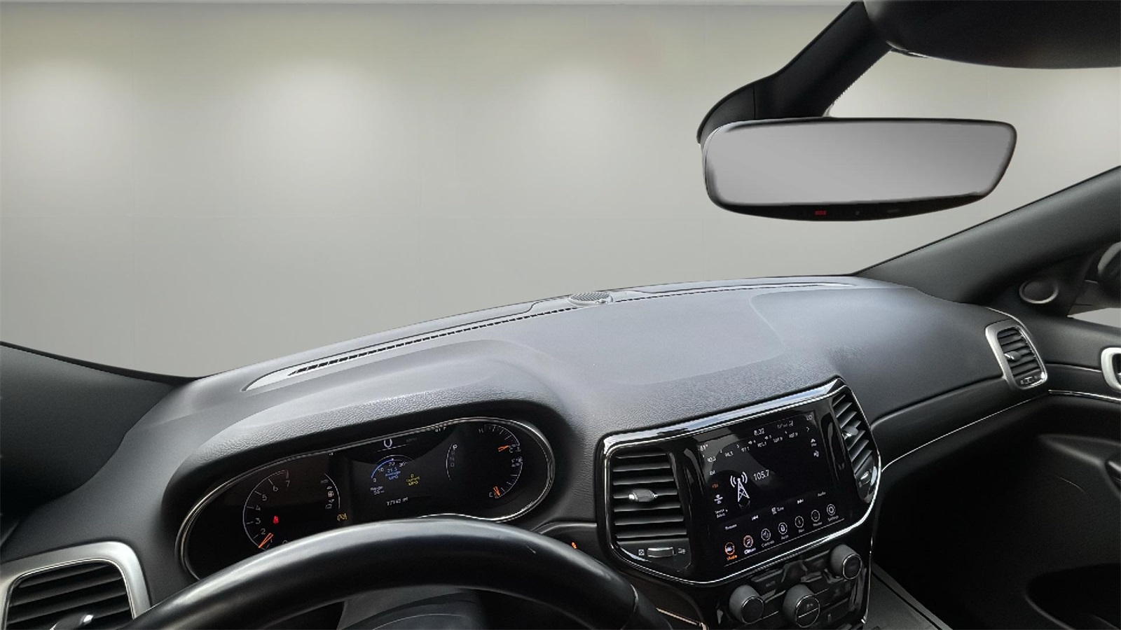 Vehicle image 6 of 22