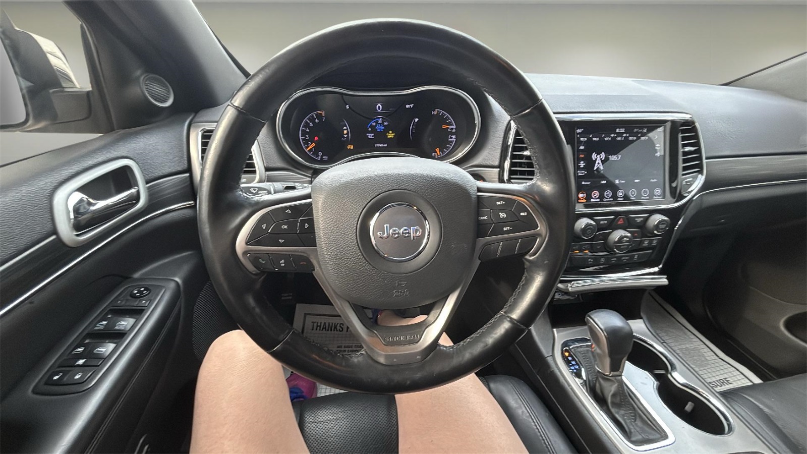 Vehicle image 8 of 22