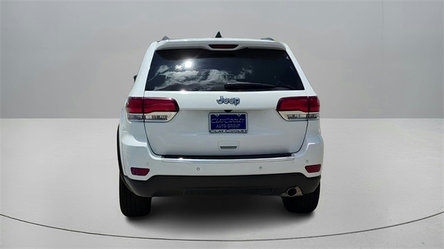 Vehicle image 6 of 32