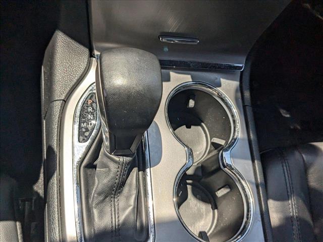 Vehicle image 12 of 26