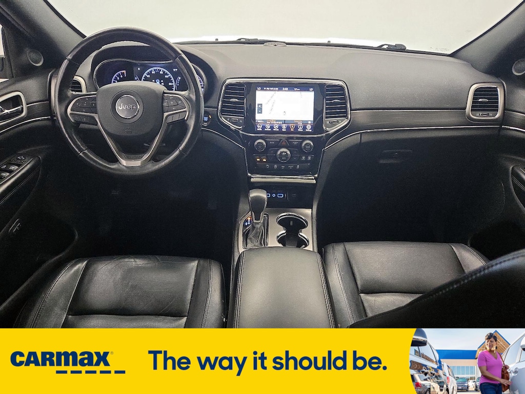 Vehicle image 11 of 29