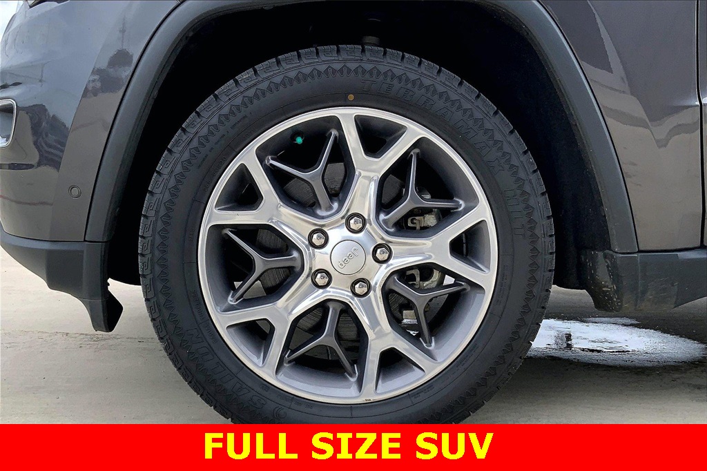 Vehicle image 7 of 24