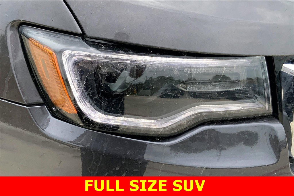 Vehicle image 23 of 24