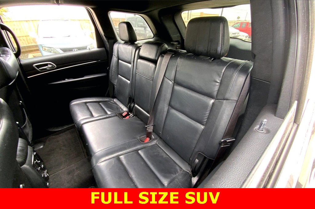 Vehicle image 11 of 24