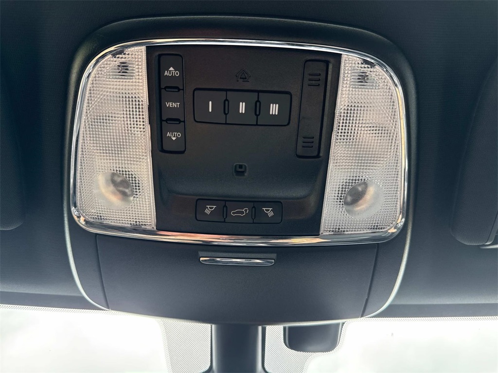 Vehicle image 31 of 31