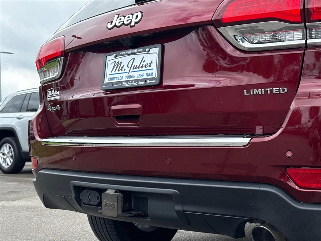 Vehicle image 13 of 31