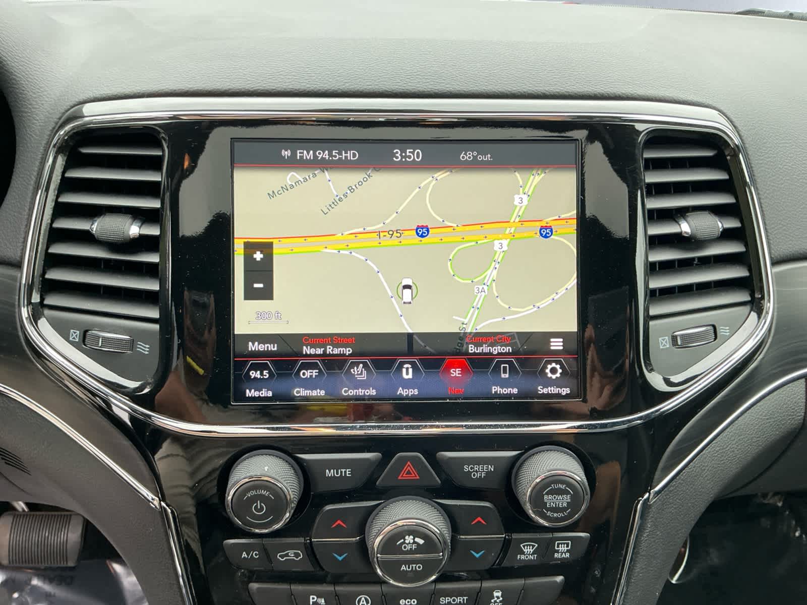Vehicle image 17 of 20