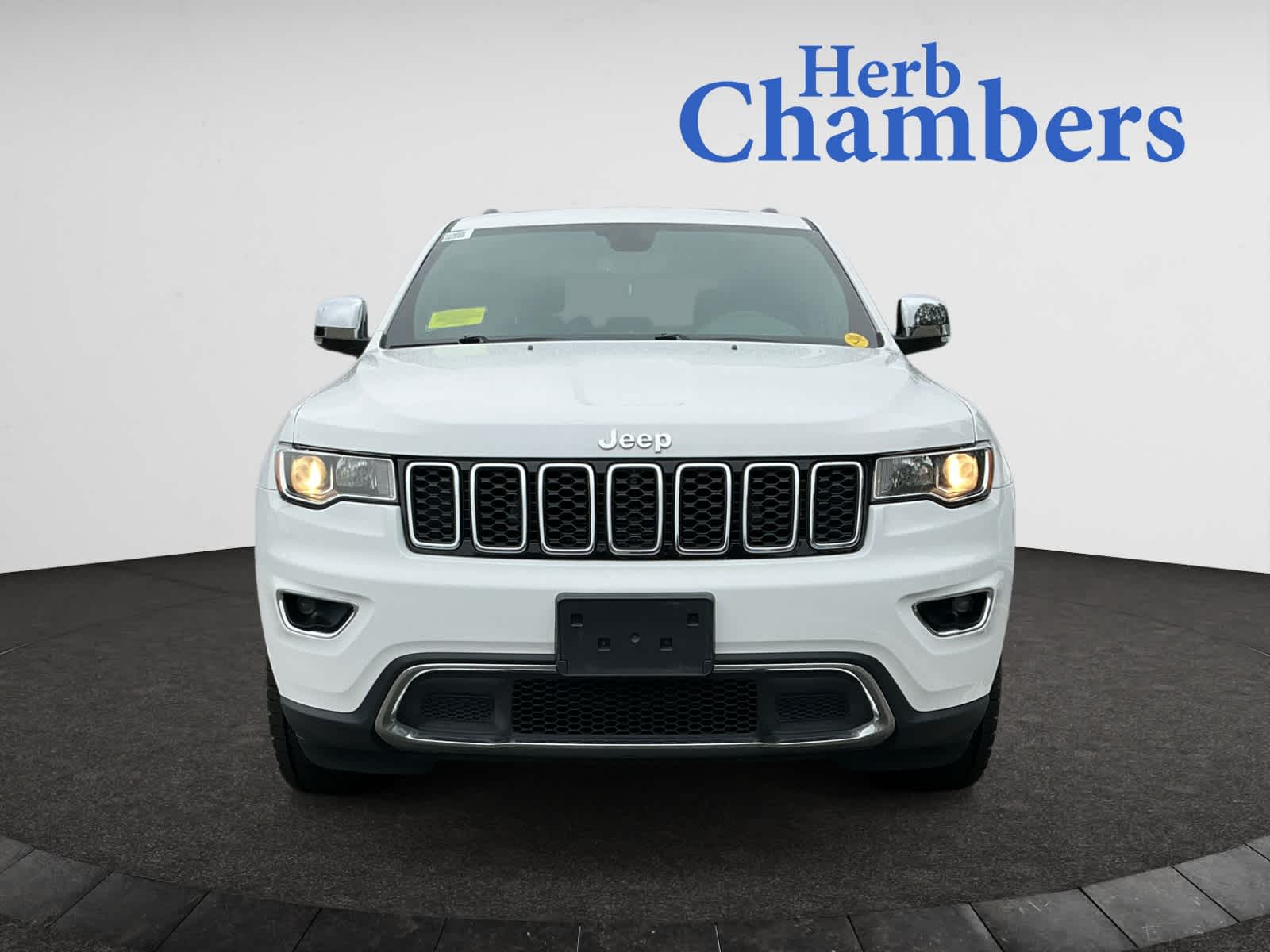 Vehicle image 2 of 20