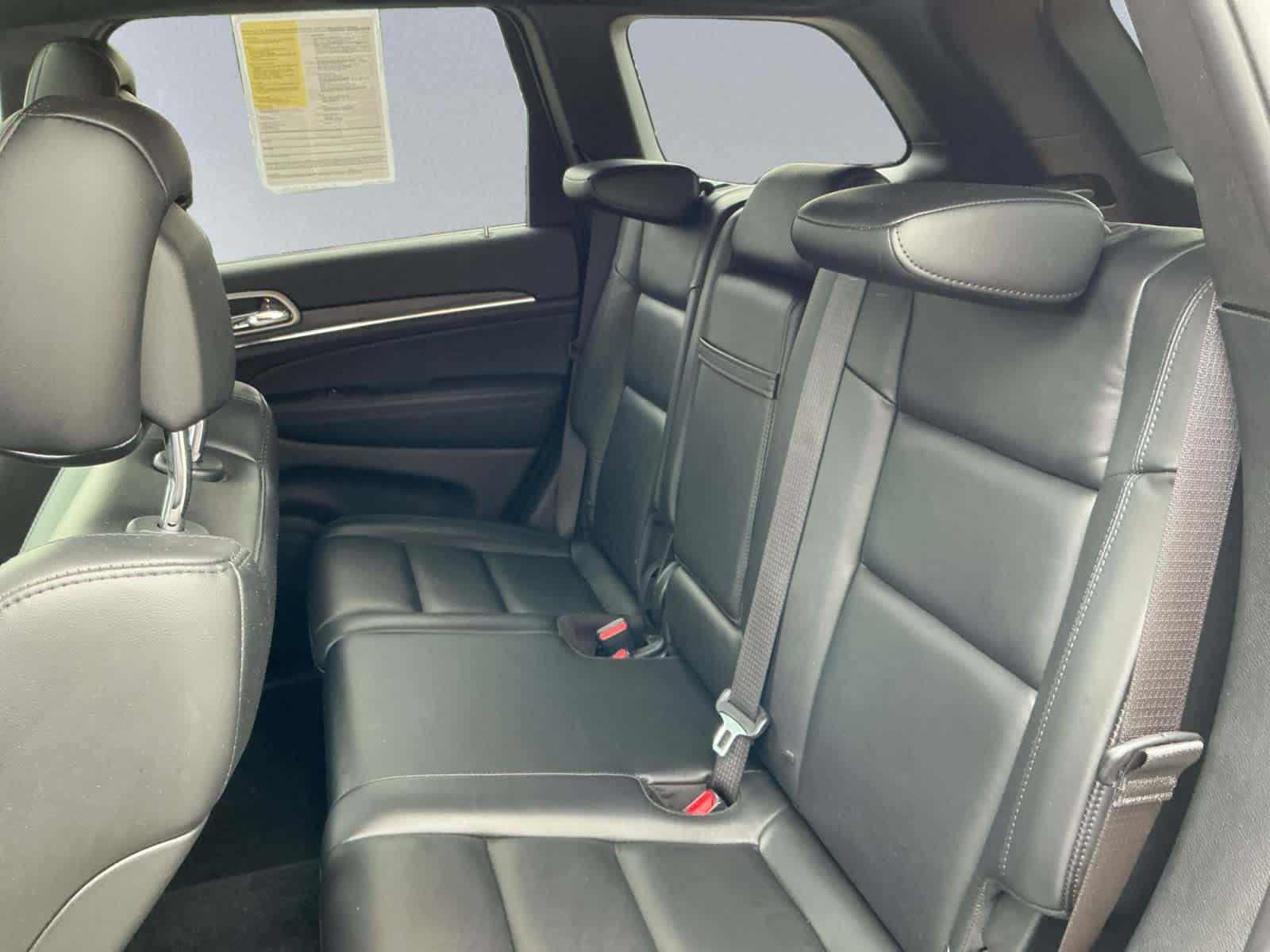 Vehicle image 11 of 20
