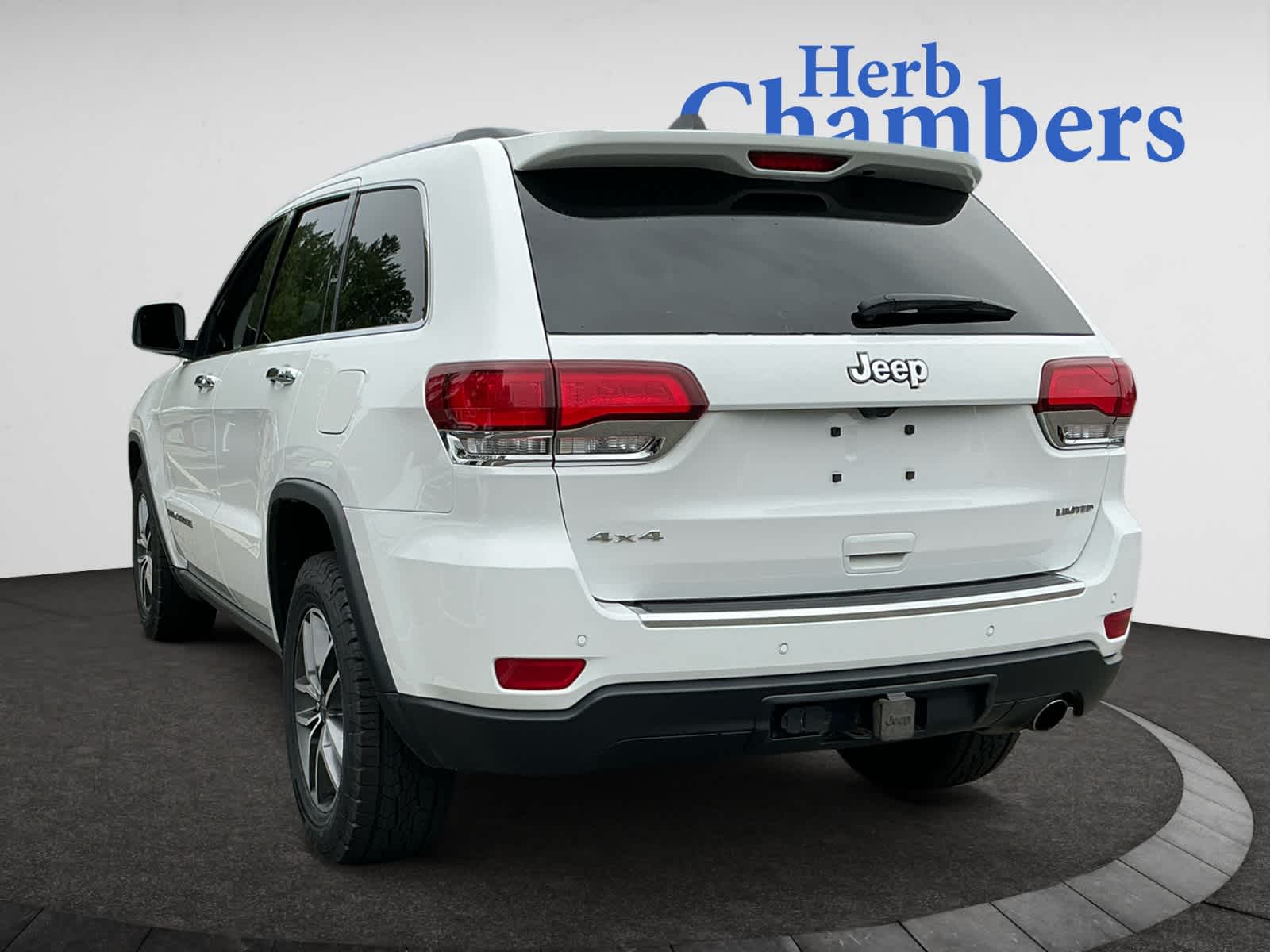 Vehicle image 5 of 20