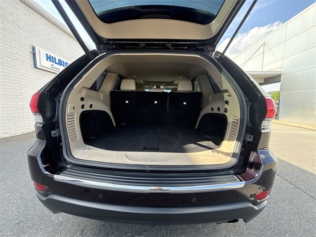 Vehicle image 21 of 27