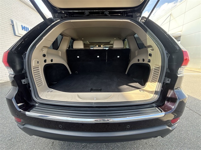 Vehicle image 22 of 27