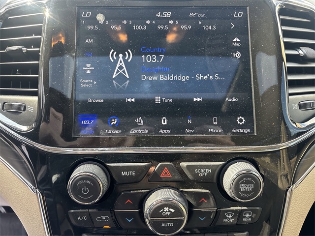 Vehicle image 12 of 27